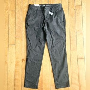 Eddie Bauer Legend Wash Boyfriend Midrise Pants Trousers Size 8 New